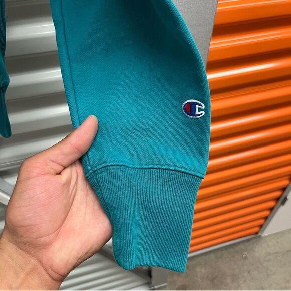 Rare Champion Reverse Weave Heavyweight Moc Neck Sweatshirt (M) - Picture 3 of 8